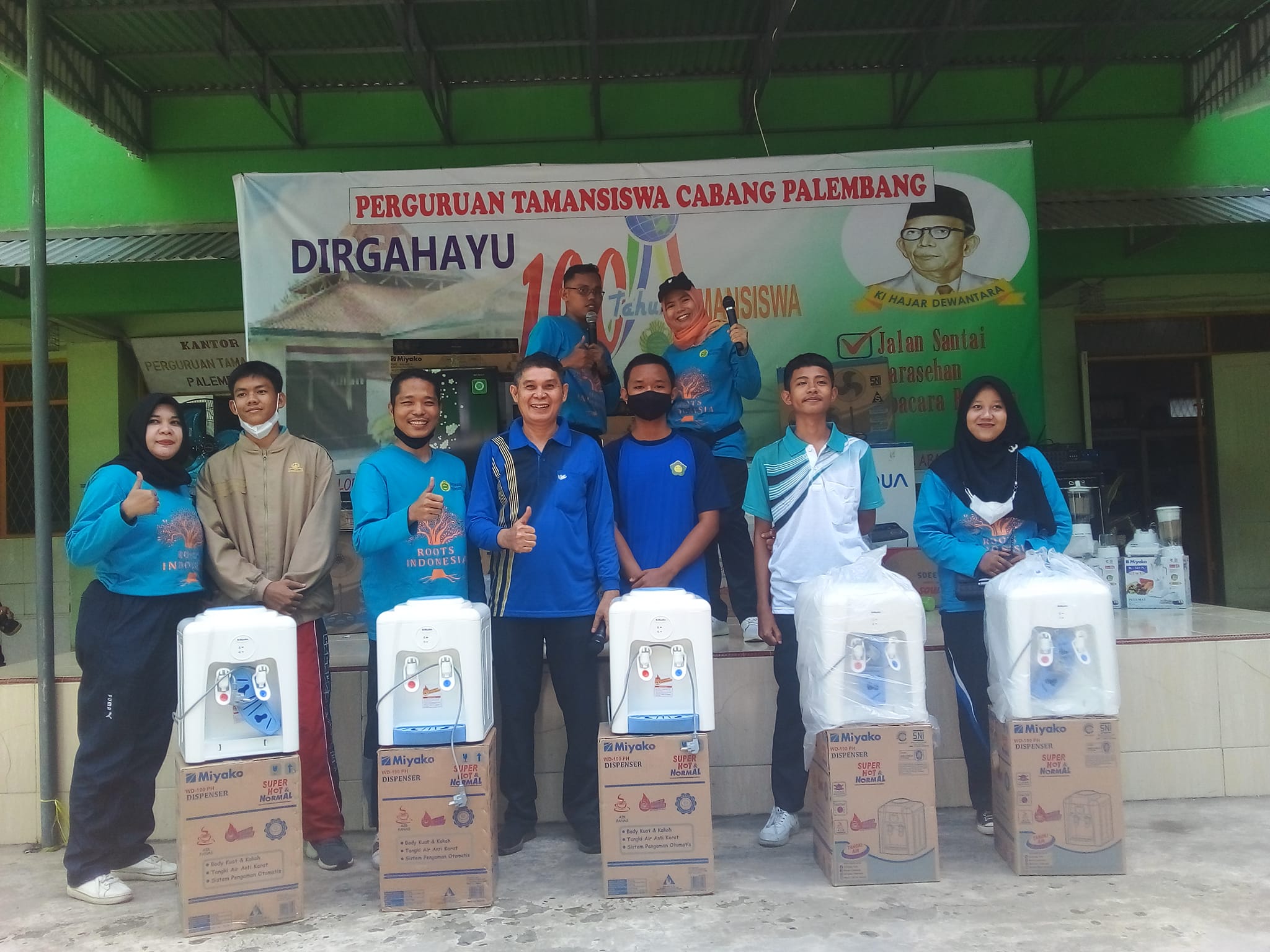 Jalan Santai Peringatan HUT 100 Tahun Tamansiswa Perguruan Tamansiswa Cabang Palembang.
